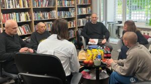 Bielorrússia libera 14 prisioneiros políticos após conversas conosco item-thumbnail