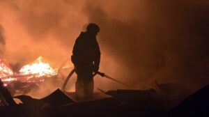 Russos atacam cherkasy: criança entre os feridos item-thumbnail