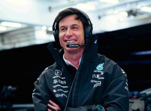 Toto Wolff revela a razão por trás da avaliação de £ 4,6 bilhões da Mercedes F1 item-thumbnail