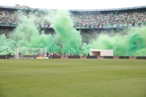Coritiba e Athletico disputam sucesso de público nas redes sociais item-thumbnail