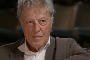 O escritor vencedor do Oscar Tom Stoppard morreu item-thumbnail