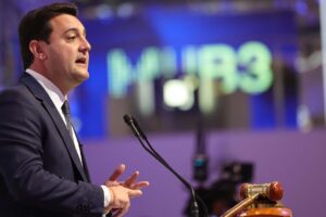 Ratinho condena prisão de Bolsonaro, mas não defende abertamente anistia, ao contrário de rivais pelo Planalto item-thumbnail