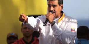 Venezuela chama de pirataria e roubo a apreensão de petroleiro por EUA item-thumbnail