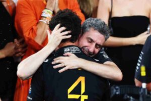 Como o triunfo do título de Lando Norris aliviou o fardo de 15 anos do chefe da McLaren item-thumbnail