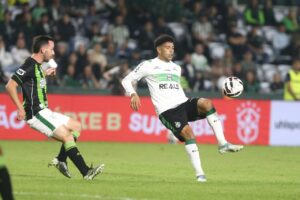 Um volante se despede e outro pode estar chegando ao Coritiba item-thumbnail