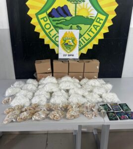 PM apreende drogas durante ação no Morro do Piolho item-thumbnail