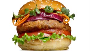 Hambúrgueres poderão em breve ser feitos de CERVEJA depois que cientistas ‘cultivarem’ carne a partir de resíduos de cervejaria em laboratório item-thumbnail