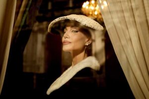 Angelina Jolie estrelará o filme de máfia “Sunny” item-thumbnail