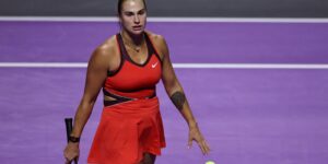 Sabalenka diz não ser justo que mulheres enfrentem atletas trans item-thumbnail