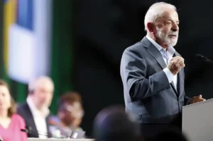 Lula recupera fôlego com IR e soberania, mas Lulinha e Venezuela trazem riscos para ano eleitoral item-thumbnail