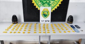 ROTAM apreende quase 1000 comprimidos de ecstasy e indivíduo oferece R$ 20 mil aos policiais item-thumbnail