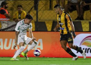 Relembre qual era o Palmeiras na última vez que foi derrotado por 4 gols de diferença item-thumbnail