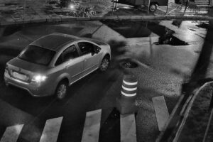 Olho Vivo ajuda policiais a encontrarem carro que pode ter sido usado em homicídio item-thumbnail