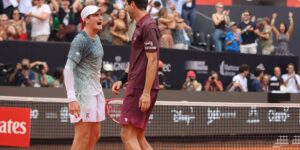 João Fonseca e Marcelo Melo alcançam final do Rio Open item-thumbnail