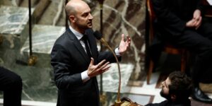 Após encontro com Israel, ministro francês não vê fim próximo a guerra item-thumbnail