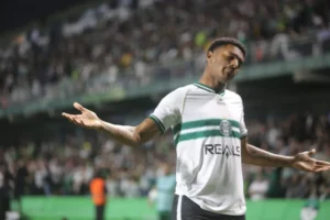 Coritiba empresta dois atacantes para clube da Série B item-thumbnail