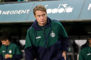 Coritiba busca mais três reforços até o fechamento da janela item-thumbnail