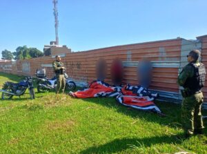 Três homens são presos por soltar balão próximo ao Aeroporto Afonso Pena item-thumbnail