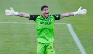 Pedro Rangel é o destaque do Coritiba diante do Mirassol item-thumbnail